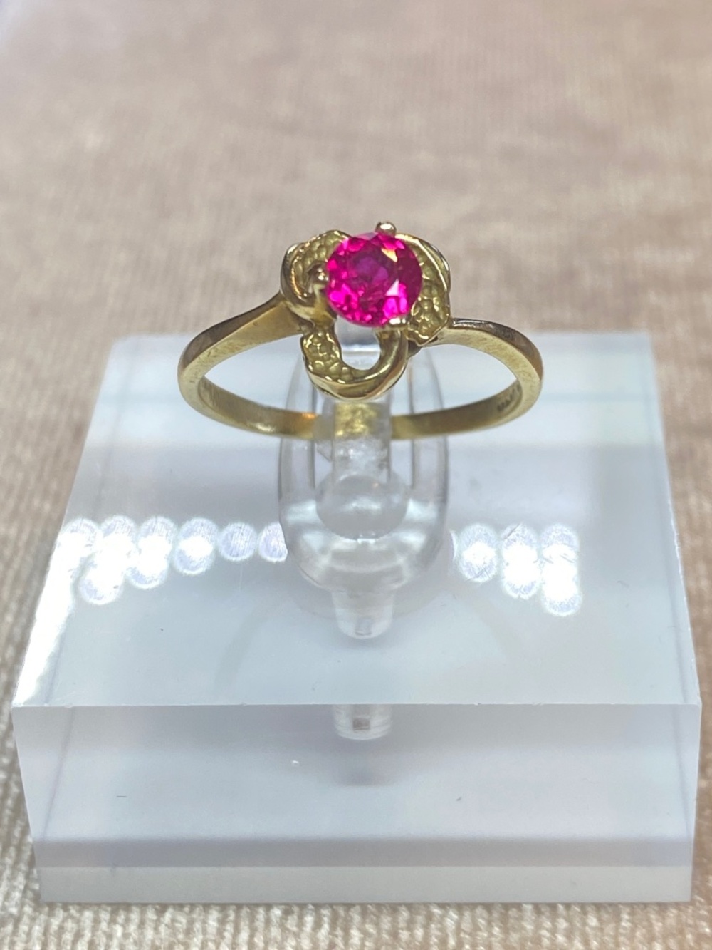 Gorgeous Ruby Floral Spiral Gold-tone Setting Antique Style Unique Sculptural